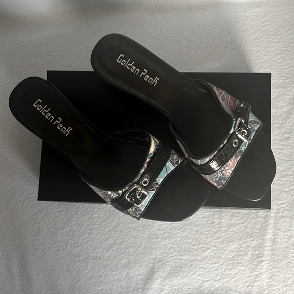 Golden Peak Black Size 9 - Picture 1 of 4